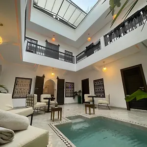 Awatif Le 36 Bed and breakfast